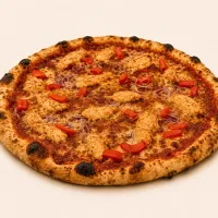 Pizza BBQ Chicken Casa Hunico, vedere laterală
